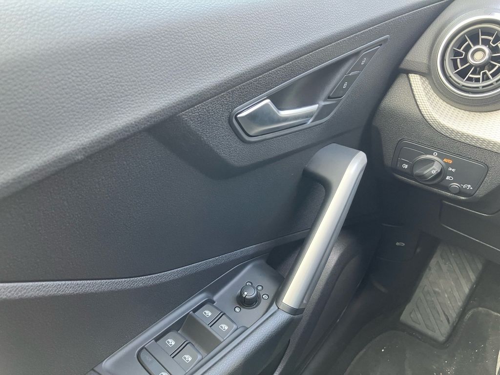 Audi Q2 2024