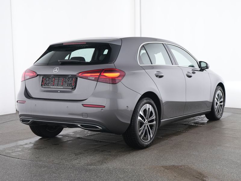 Mercedes-Benz A 200 2024