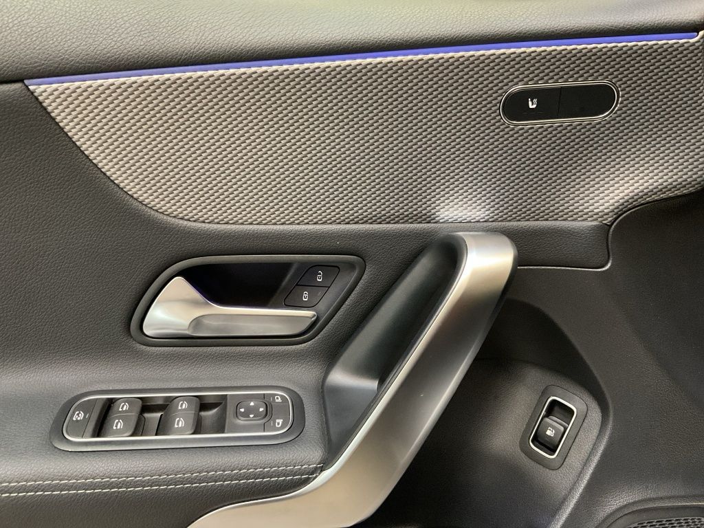 Mercedes-Benz A 250 2021