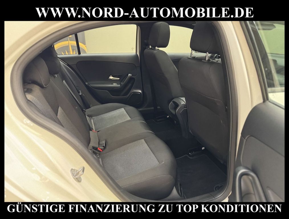 Mercedes-Benz A 180 2022