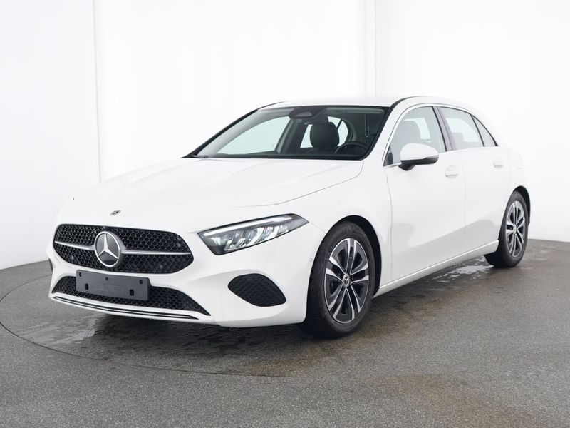 Mercedes-Benz A 180 2024