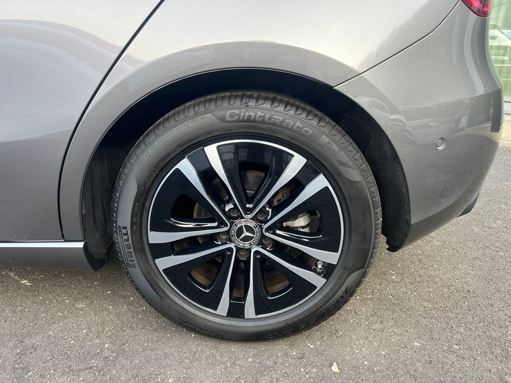 Mercedes-Benz A 200 2024