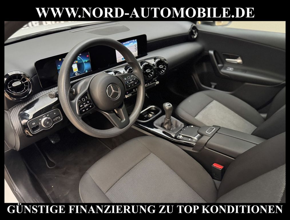Mercedes-Benz A 180 2022