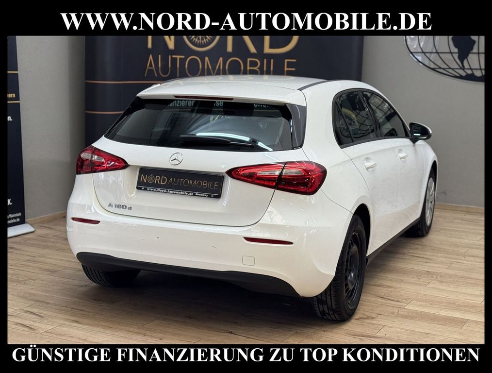 Mercedes-Benz A 180 2022