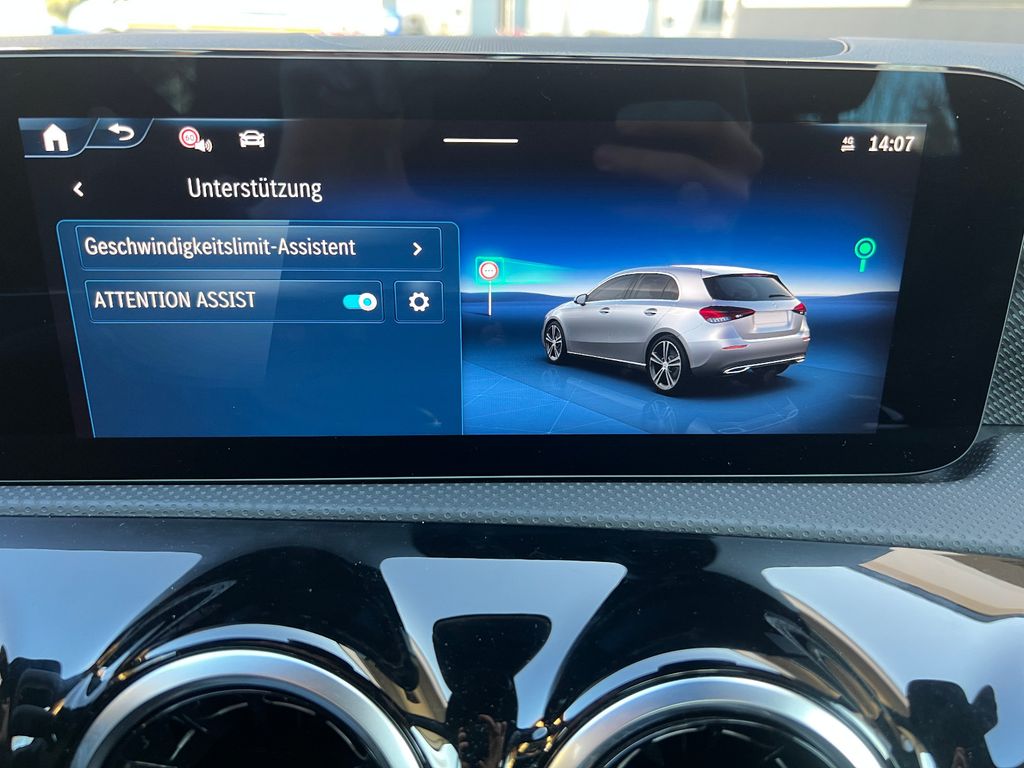 Mercedes-Benz A 200 2024