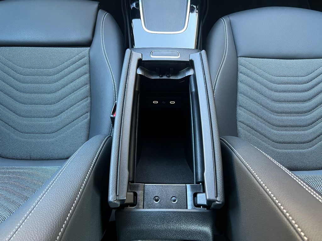 Mercedes-Benz A 200 2024