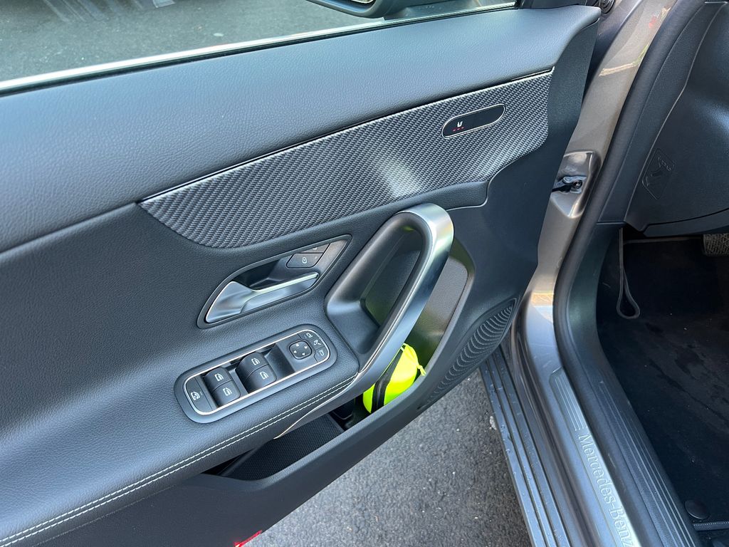 Mercedes-Benz A 200 2024