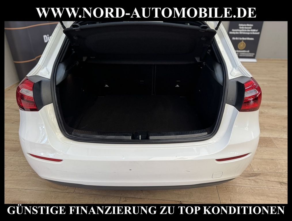 Mercedes-Benz A 180 2022