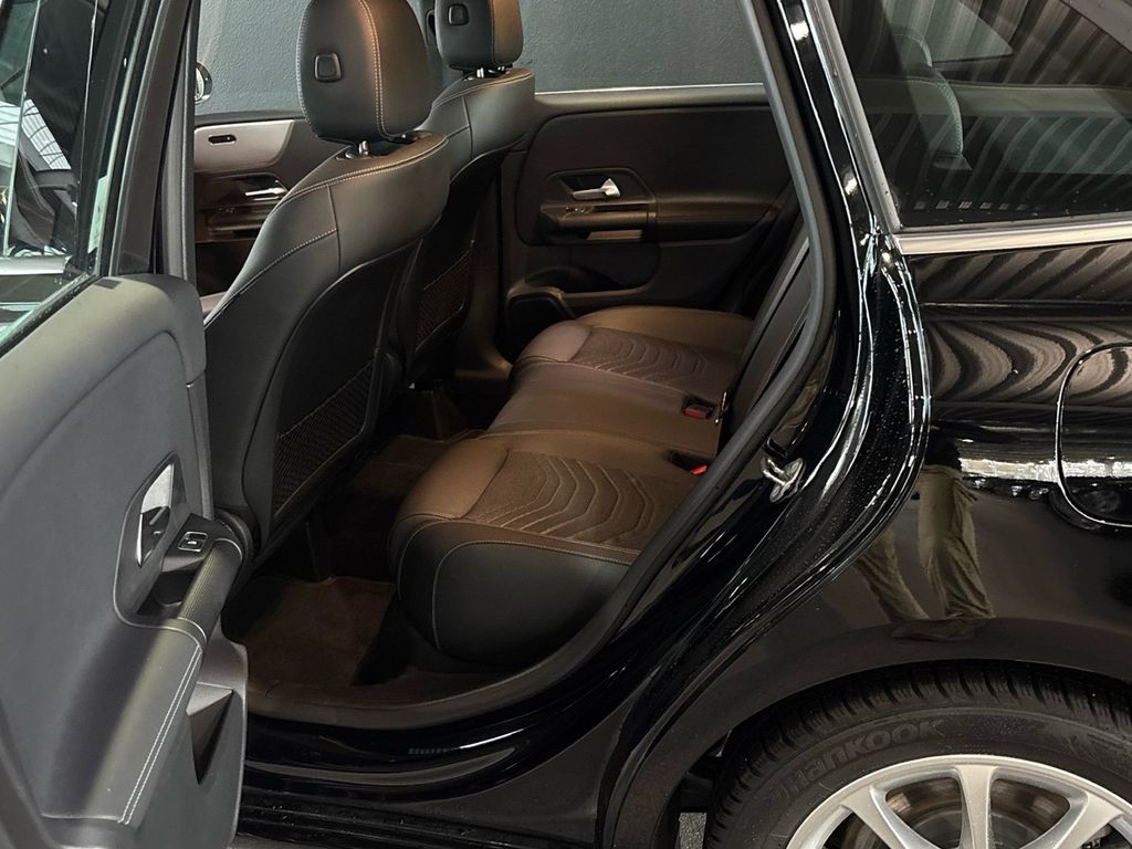 Mercedes-Benz B 250 2022