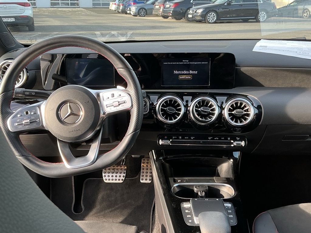 Mercedes-Benz A 250 2022