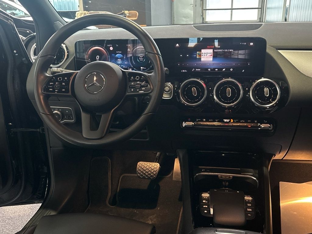 Mercedes-Benz B 250 2022