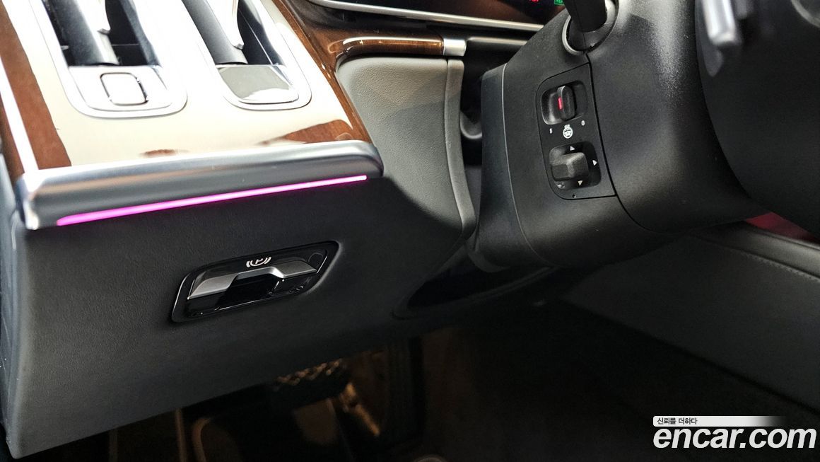 Mercedes-Benz S-Class 2021