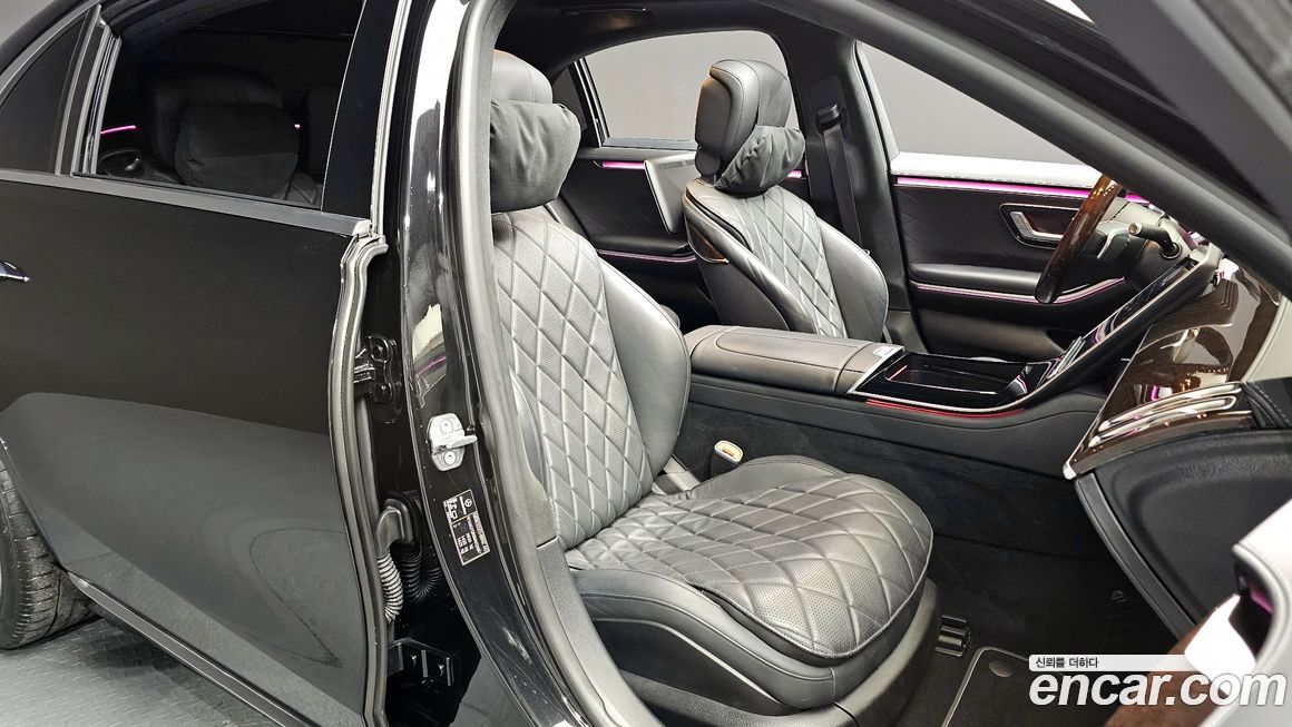 Mercedes-Benz S-Class 2021