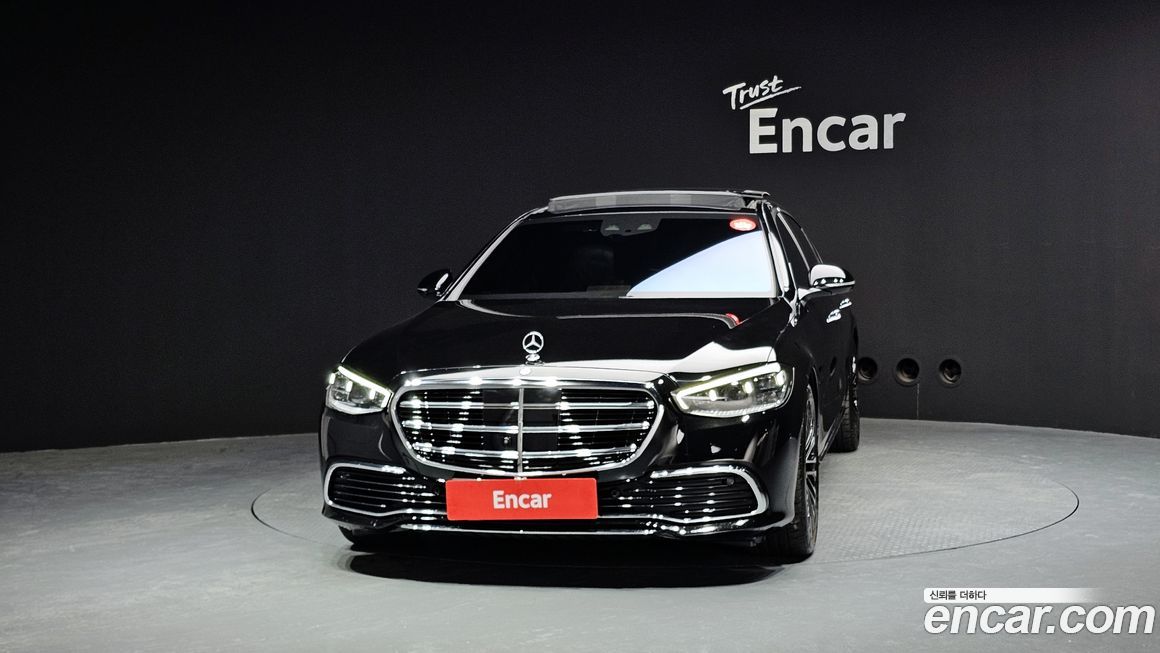Mercedes-Benz S-Class 2021