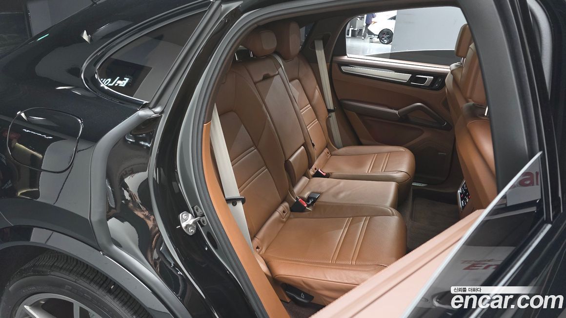 Porsche Cayenne 2023