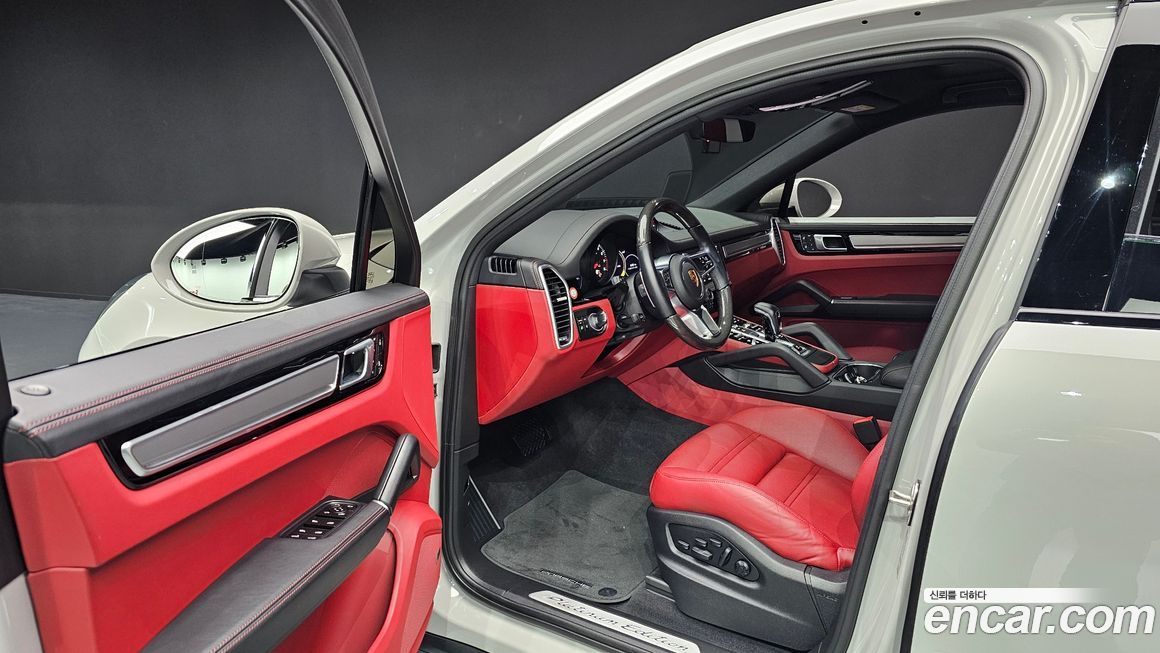 Porsche Cayenne 2022