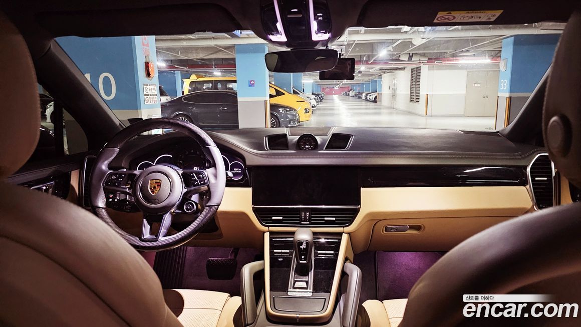 Porsche Cayenne 2022