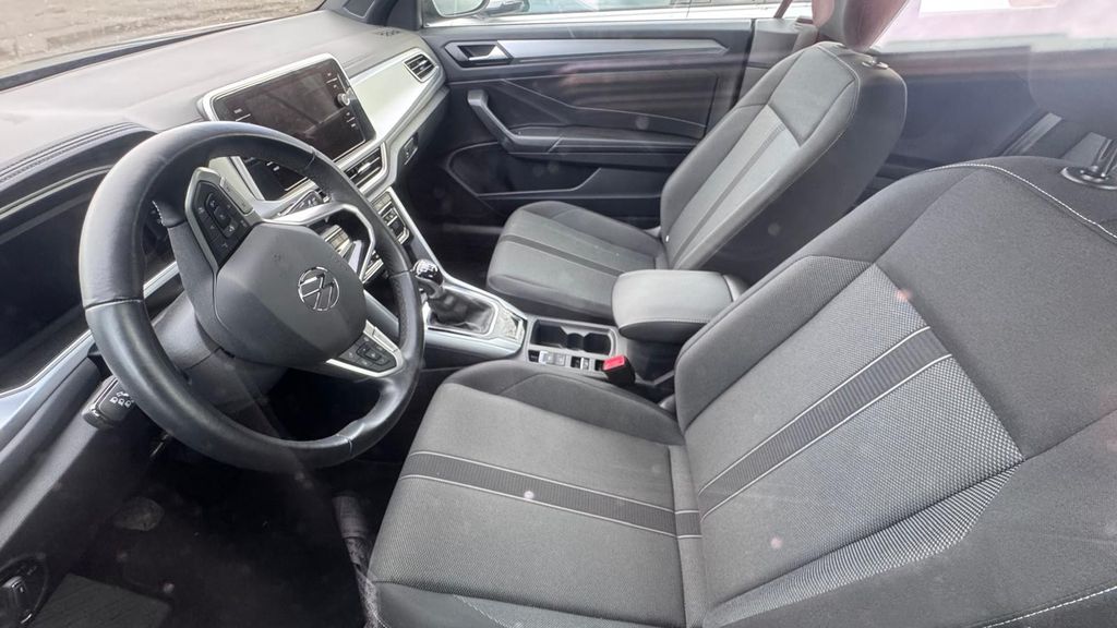 Volkswagen T-Roc 2023