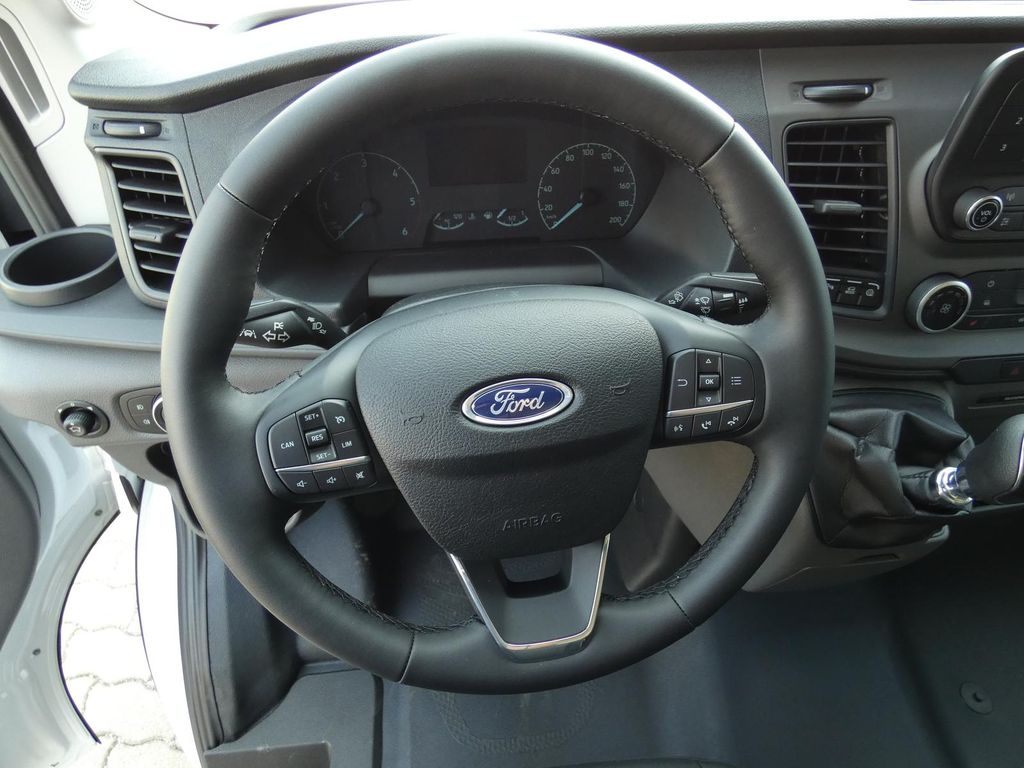 Ford Transit 2025