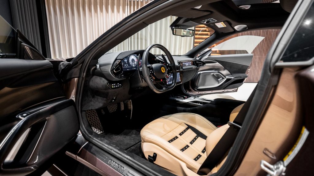Ferrari 12Cilindri 2025