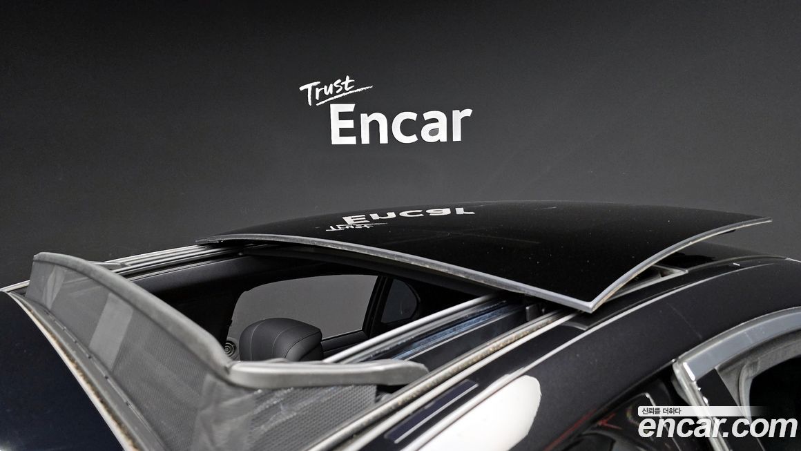 Mercedes-Benz S-Class 2023