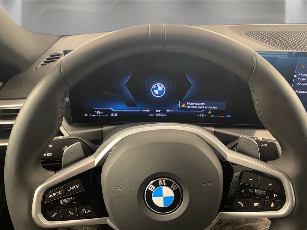 BMW 218 2025