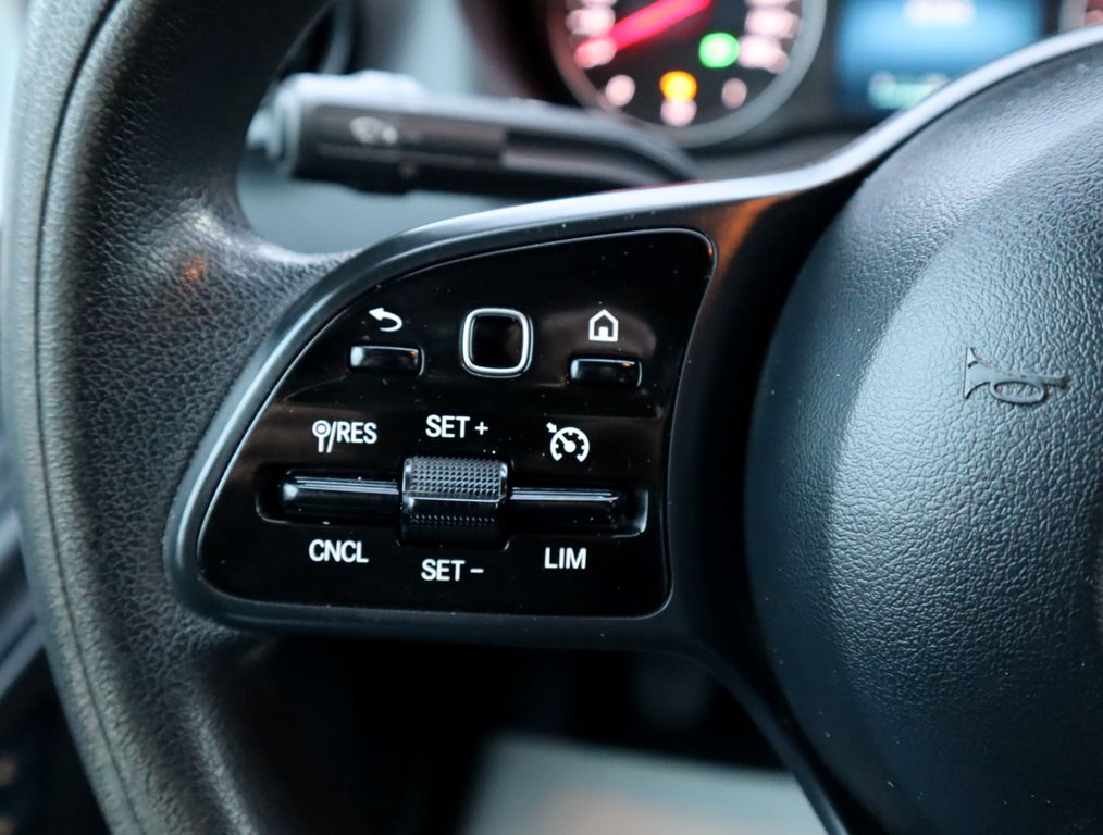 Mercedes-Benz Sprinter 2021