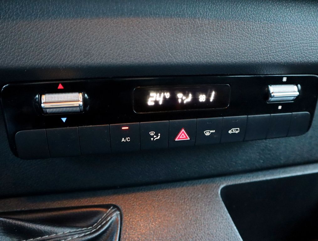 Mercedes-Benz Sprinter 2021