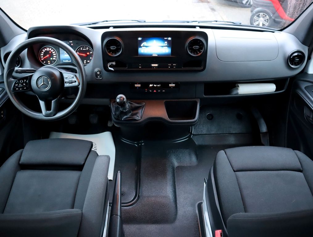 Mercedes-Benz Sprinter 2021