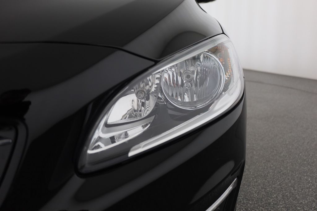 Volvo V60 2018