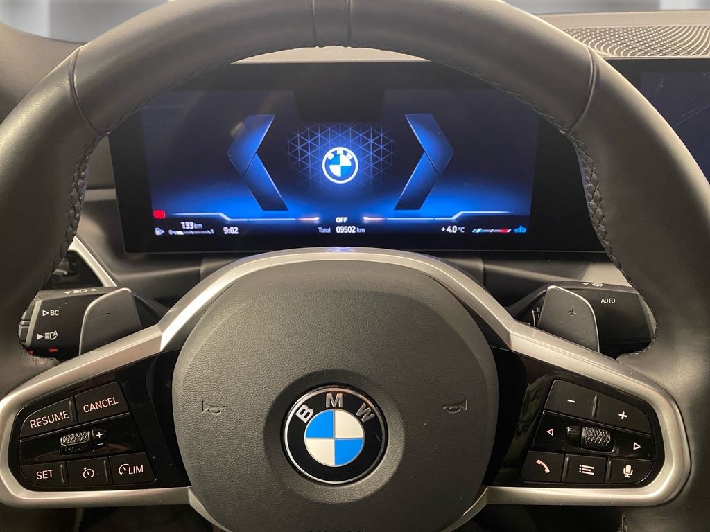 BMW 218 2025