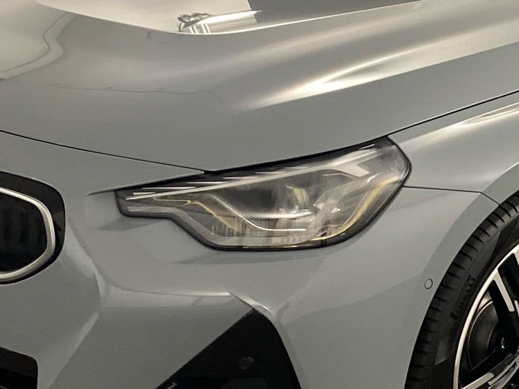 BMW 218 2025