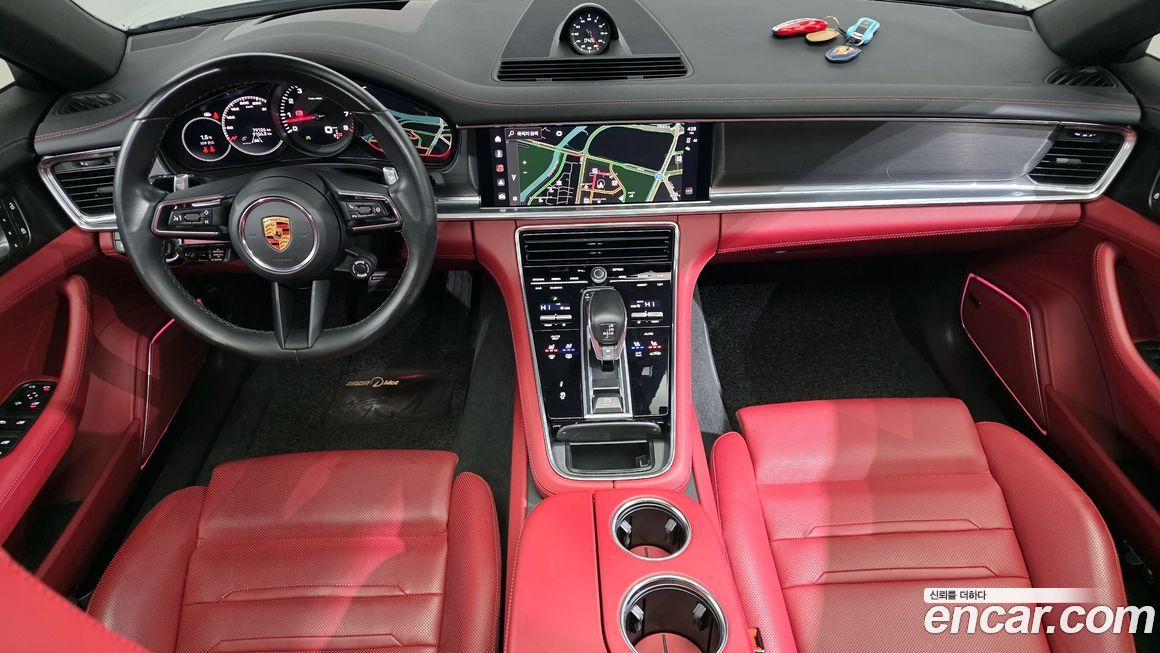 Porsche Panamera 2023