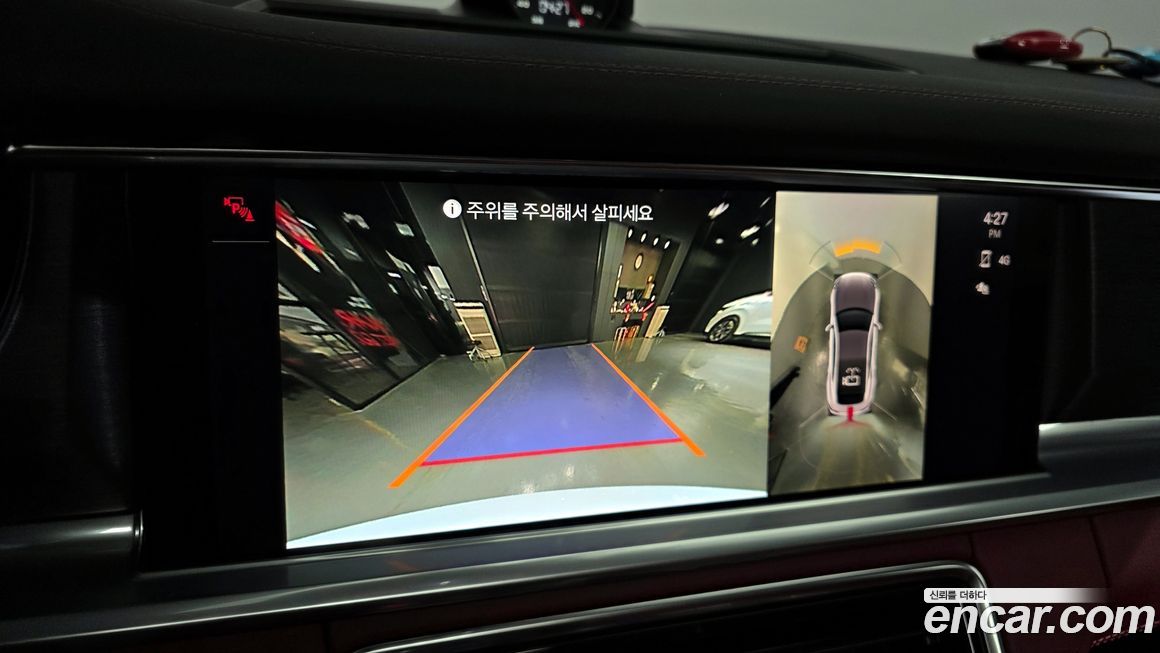 Porsche Panamera 2023