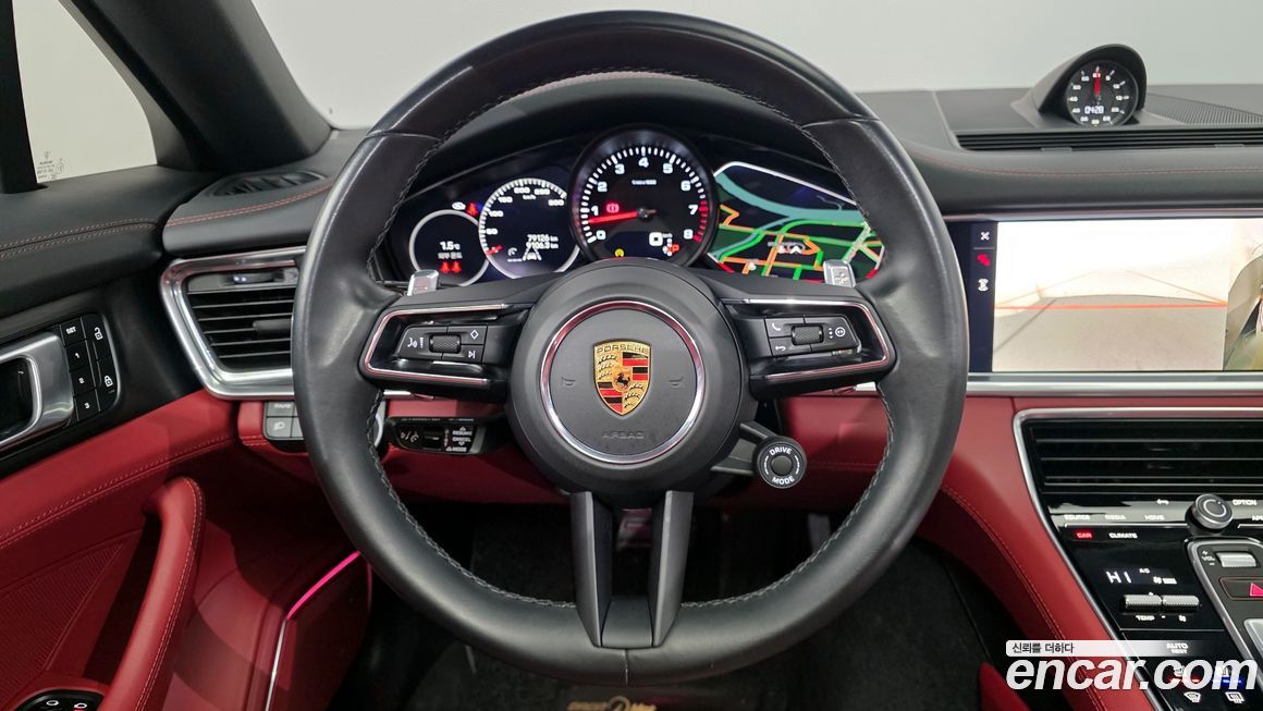 Porsche Panamera 2023