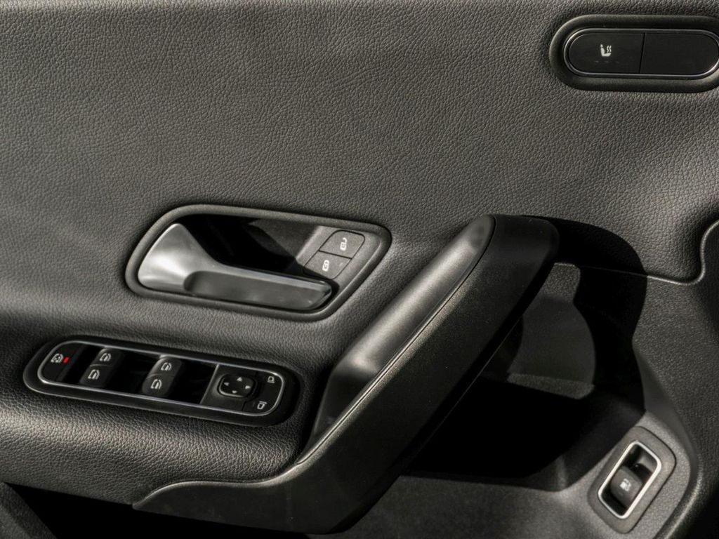 Mercedes-Benz A 250 2021