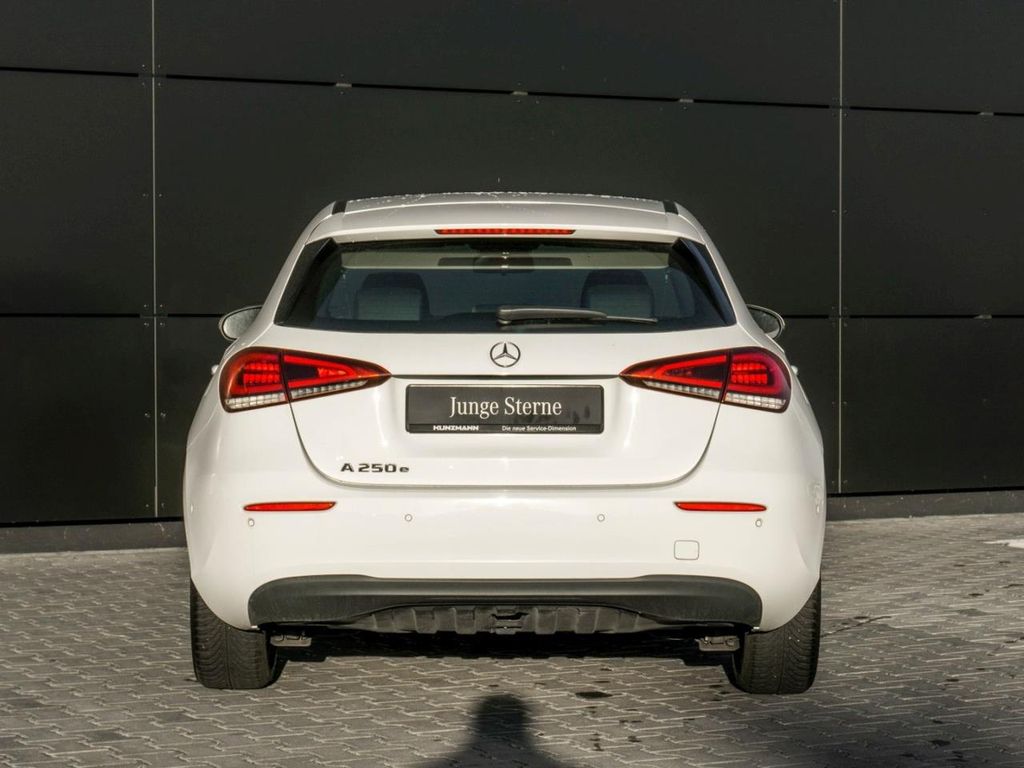 Mercedes-Benz A 250 2021