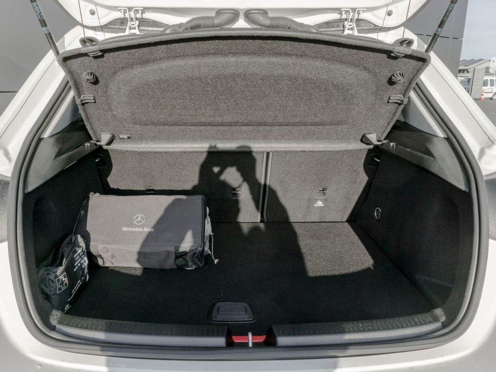 Mercedes-Benz A 250 2021