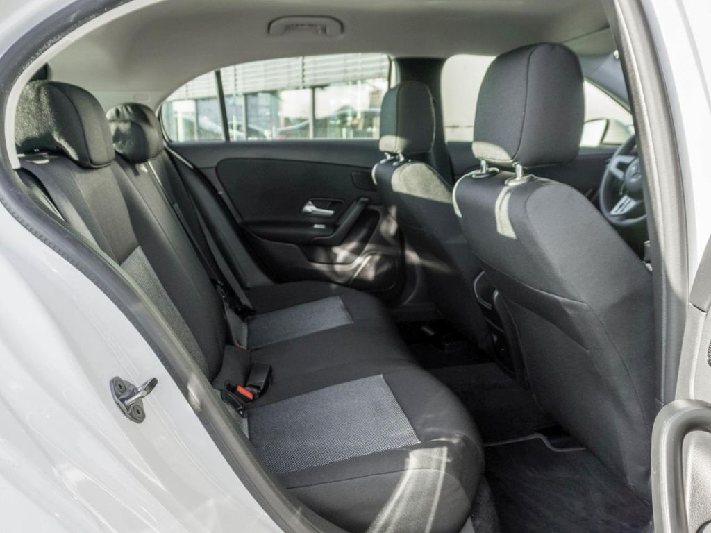 Mercedes-Benz A 250 2021