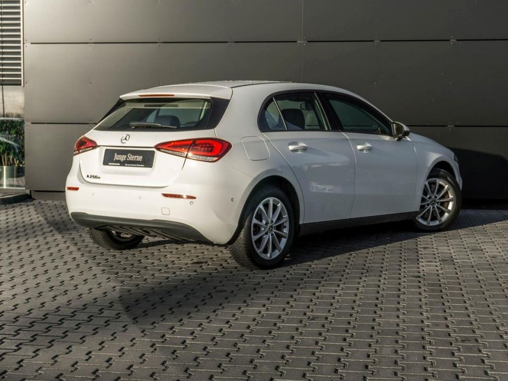 Mercedes-Benz A 250 2021