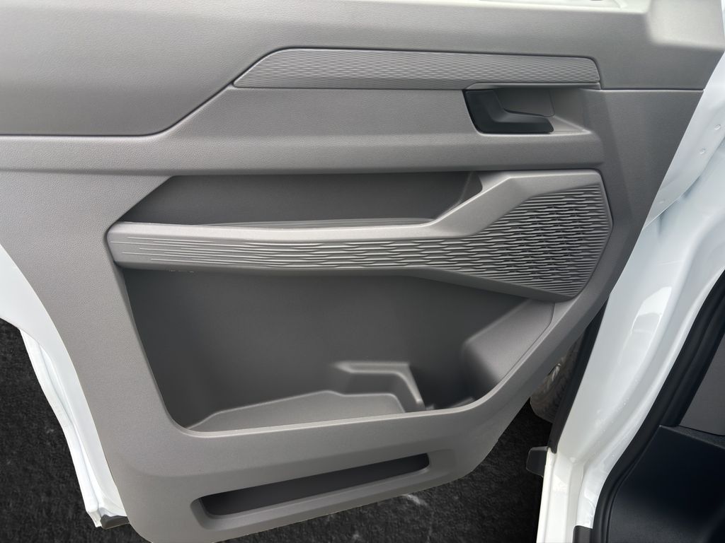 Volkswagen T7 Transporter 2025