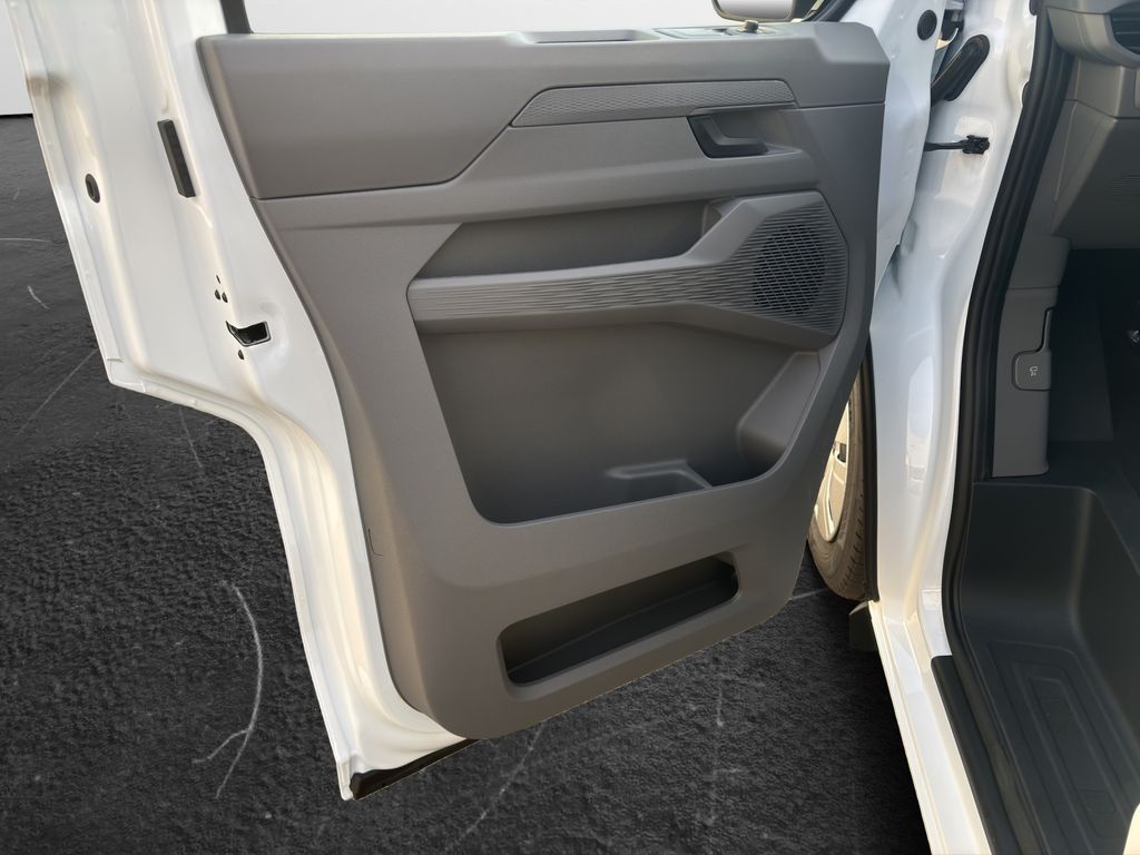 Volkswagen T7 Transporter