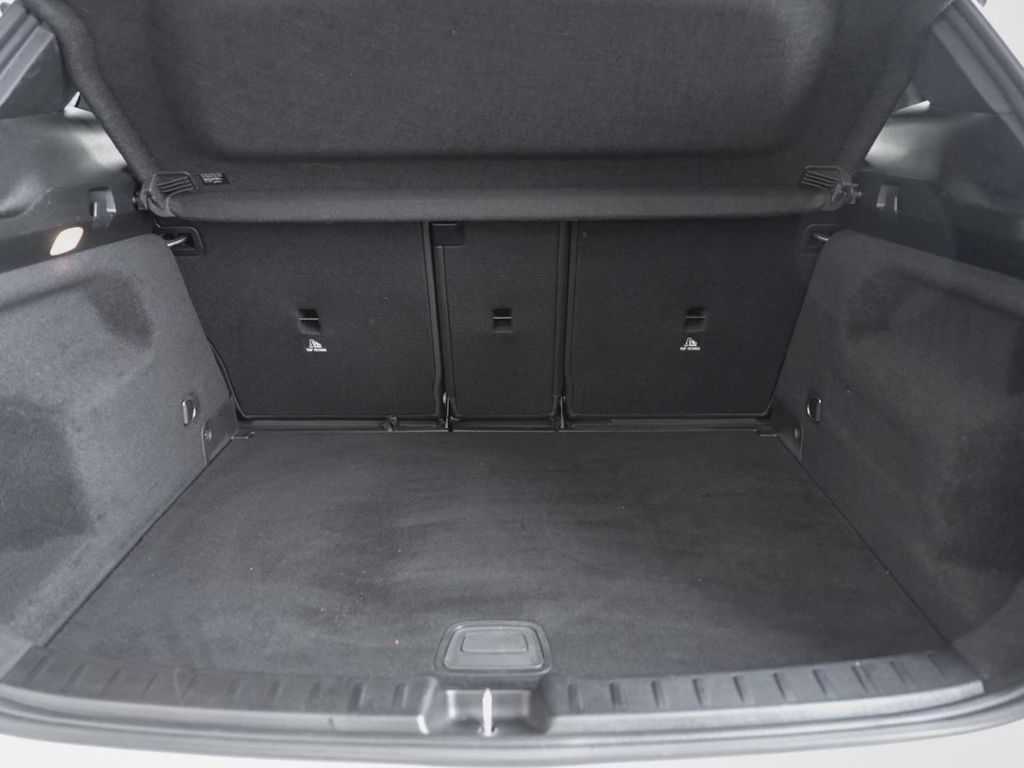 Mercedes-Benz GLA 250 2020