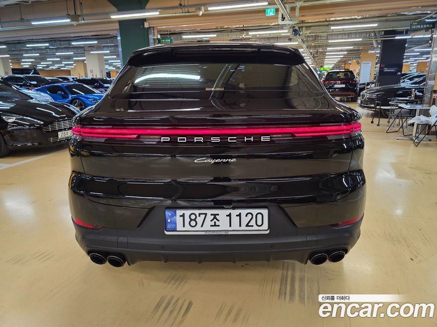 Porsche Cayenne 2024