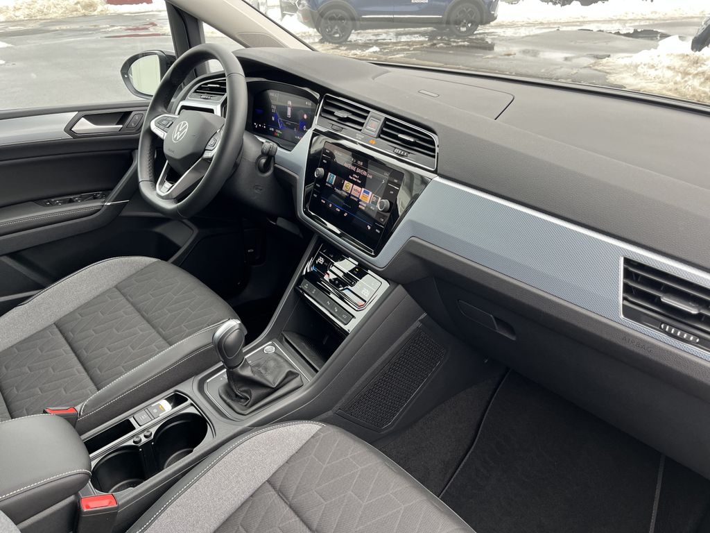 Volkswagen Touran 2025