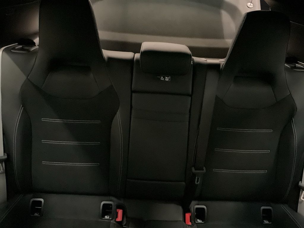 Mercedes-Benz A 200 2025