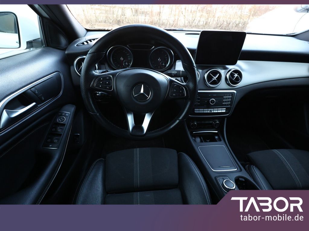 Mercedes-Benz GLA 200 2019