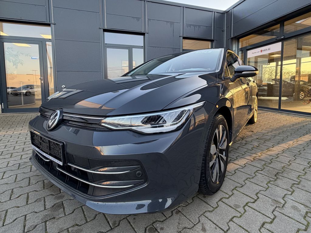 Volkswagen Golf 2024