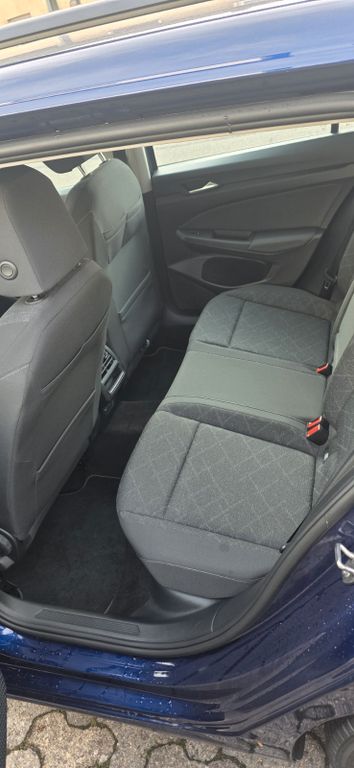 Volkswagen Golf 2024