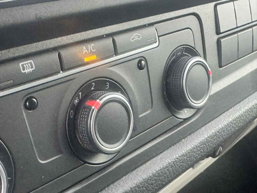 Volkswagen T6 Transporter 2016